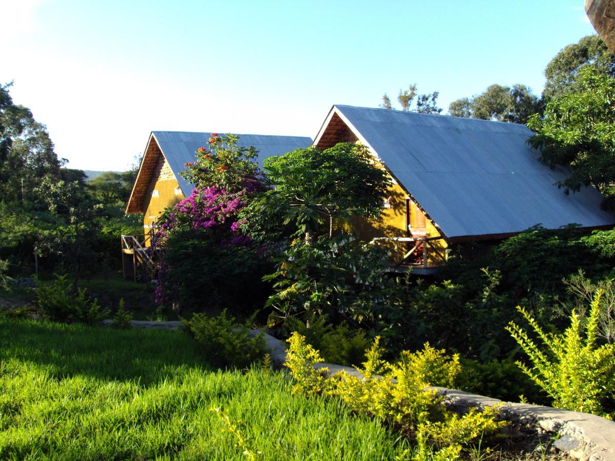 Meru Mbega Lodge Usa River Ngoại thất bức ảnh